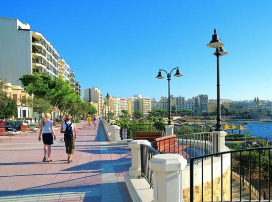 Contemporary 3Br Retreat In Prime Sliema Apartment Ngoại thất bức ảnh